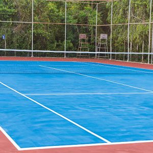 Faut-il une autorisation administrative avant de lancer un aménagement terrain de pickleball sur un terrain privé ?