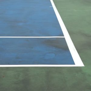 Un constructeur court de pickleball peut-il intervenir rapidement en cas de dégradation du terrain ?