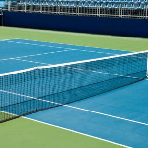 Quelles erreurs éviter pour rester conforme aux normes construction court de pickleball lors du projet ?